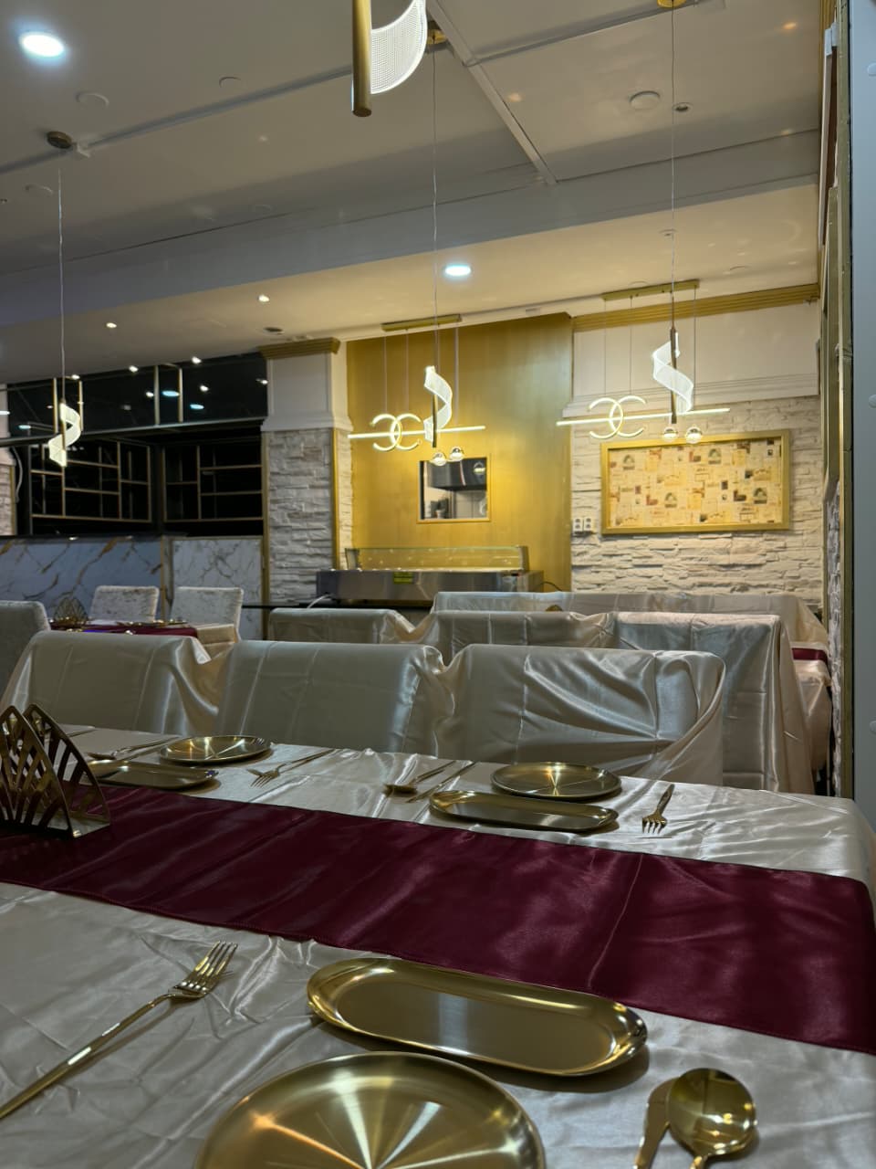 Restaurant Ambiance